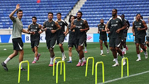 Chelsea eyeing upset of PSG in CWC final