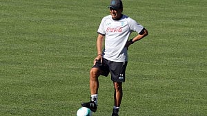 Napoli must learn from disastrous title defence: Conte