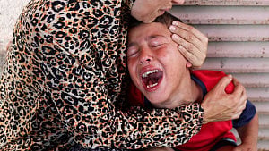 Israeli strike kills children near Gaza clinic