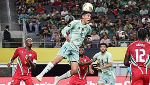 Mexico edge to set up final showdown with US
