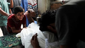 Israeli fire kills 36 in Gaza