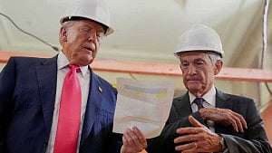 Trump presses Powell to cut rates in Fed visit