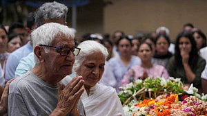 India probes pilots, dispatcher data of crashed Air India jet