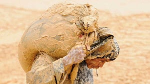 US-China trade truce leaves military-use rare earth issue unresolved