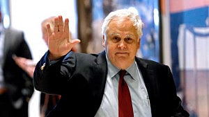 FedEx founder, executive chairman Smith dies
