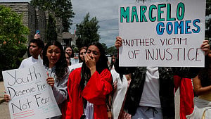 US immigration officials defend high school student arrest