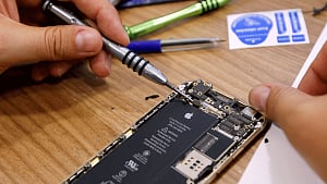 Apple gives Tata India iPhone repair business