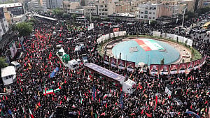 Iran holds funeral for commanders, scientists killed in war