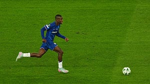 Chelsea's Jackson apologises for red card at CWC
