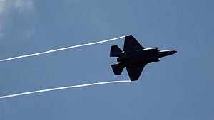 UK to buy fighter jets capable of carrying nuclear arms