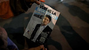 Colombian presidential candidate Miguel Uribe shot