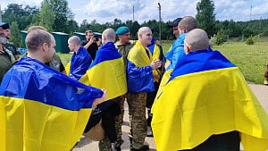 Russia, Ukraine swap young prisoners