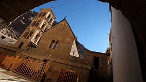 Egypt, Greece agree to protect status of Mount Sinai monastery