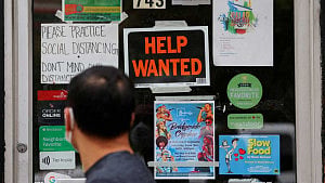 Tariff uncertainty hampers job growth in USA
