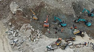 Indonesia quarry collapse kills 19