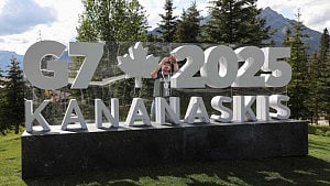 G7 leaders meet in Canada