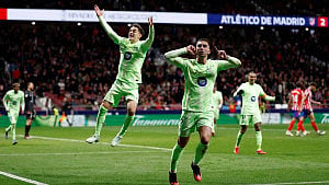 Barca claim late 4-2 win at Atleti