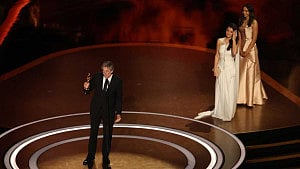'I'm Still Here' wins Brazil's first Oscar