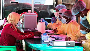 Uganda's Ebola caseload rises to 12: WHO