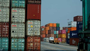 Indian exports soften on global tariff uncertainties