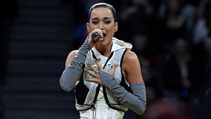 Katy Perry among Blue Origin's planned all-female crew to space