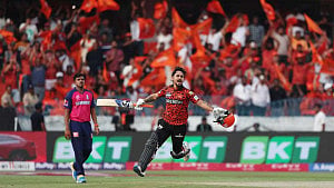 Kishan ton earns Hyderabad easy win