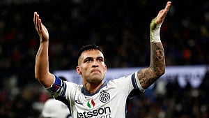 Martinez ruled out of Argentina squad for WC qualifiers