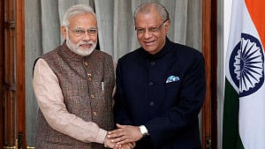 Modi to back Mauritius sovereignty, upgrade security ties