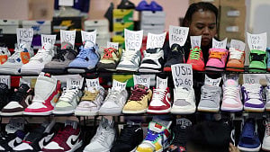 Nike to post worst revenue fall in 5 years