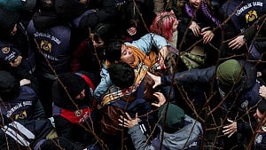 Protests ramp up over Istanbul mayor's detention