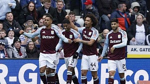 Rashford scores twice in FA Cup win over Preston