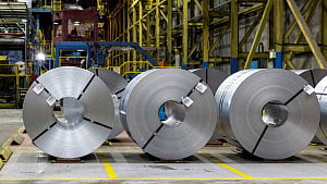 US-Canada trade war heats up