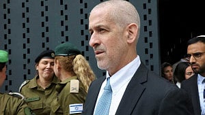 Israeli Supreme Court freezes Shin Bet chief's dismissal