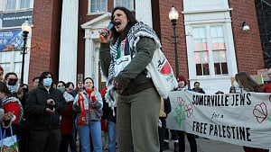 US judge halts deportation of Turkish student at Tufts