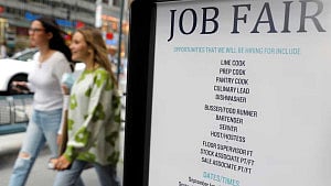 US small businesses cut jobs in February