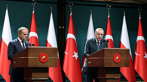 Tusk urges Turkey to play key role in Ukraine peace process