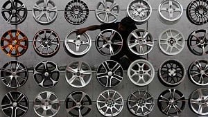 India eyes tariff cut on more than half of US imports
