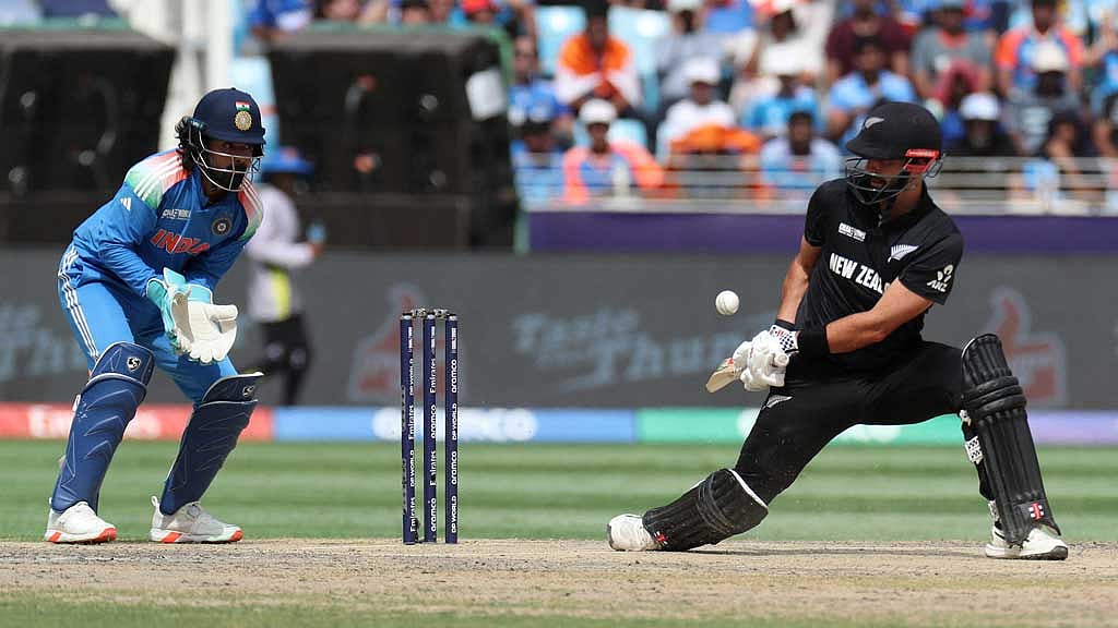 ICC Men's Champions Trophy - Final - India v New Zealand - Dubai International Stadium, Dubai, United Arab Emirates - March 9, 2025 New Zealand's Daryl Mitchell in action REUTERS/Satish Kumar