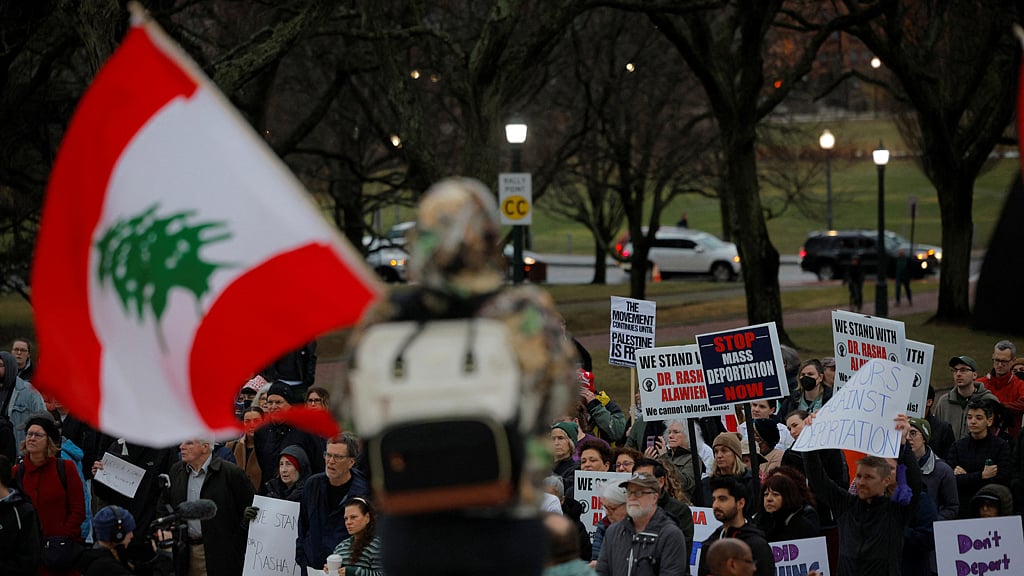 Demonstrators gather in support of Dr. Rasha Alawieh, a kidney specialist and assistant professor at Brown University who was refused re-entry to the United States despite holding an H1-B visa, in Providence, Rhode Island, US, Mar 17, 2025. REUTERS/Brian Snyder