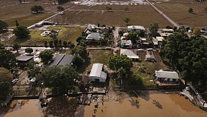 Australia airdrops supplies to farmers stranded by floods