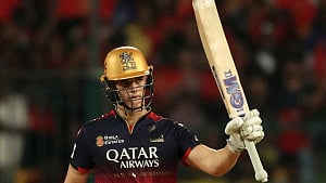 Bethell leaves IPL for England duty