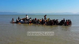 Rohingya refugees increasingly risk perilous journeys to safety: UN