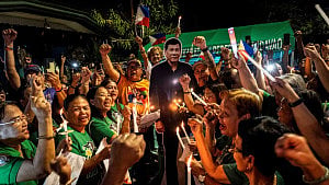 Held in Hague, Duterte wins mayoral race