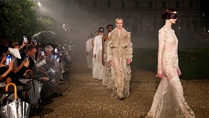 Dior shows Maria Grazia Chiuri's cruise collection