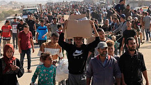 Palestinians storm US-backed aid centres
