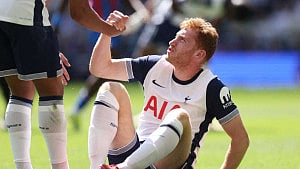 Spurs' Kulusevski out after surgery: Postecoglou