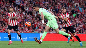 Lewandowski brace ensures winning end to Barca’s season
