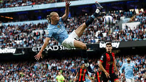 5 clubs chase 3 CL spots in Premier League finale
