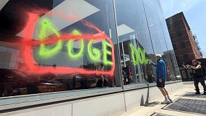 Musk’s DOGE expanding Grok AI in US govt