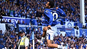 Everton bid Goodison farewell as Ndiaye double sparks cheers